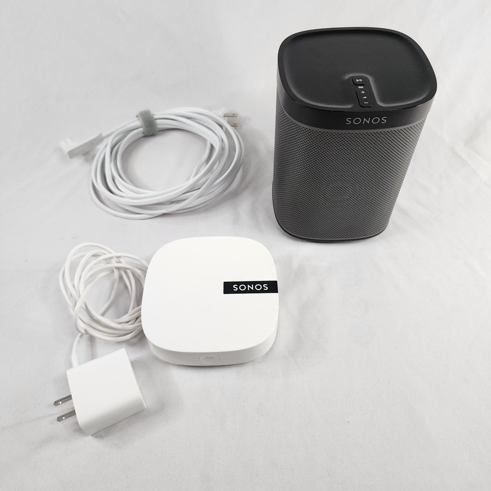 Sonos Play:1 Wireless Smart Speaker Black with Sonos Boost and 15ft power cable.
